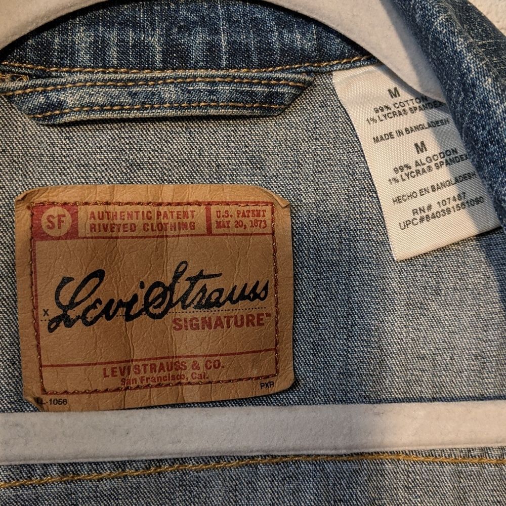 Levi's denim jacket medium - Picture 4 of 5